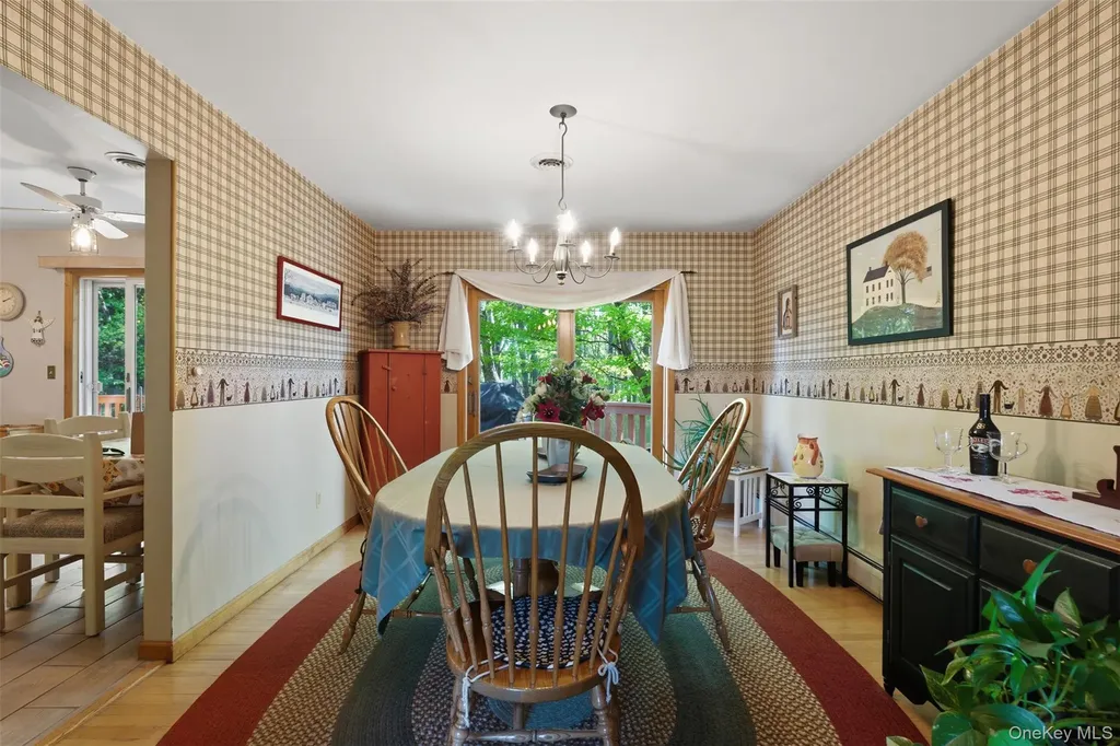 10 Sabin Drive Airmont NY 10901