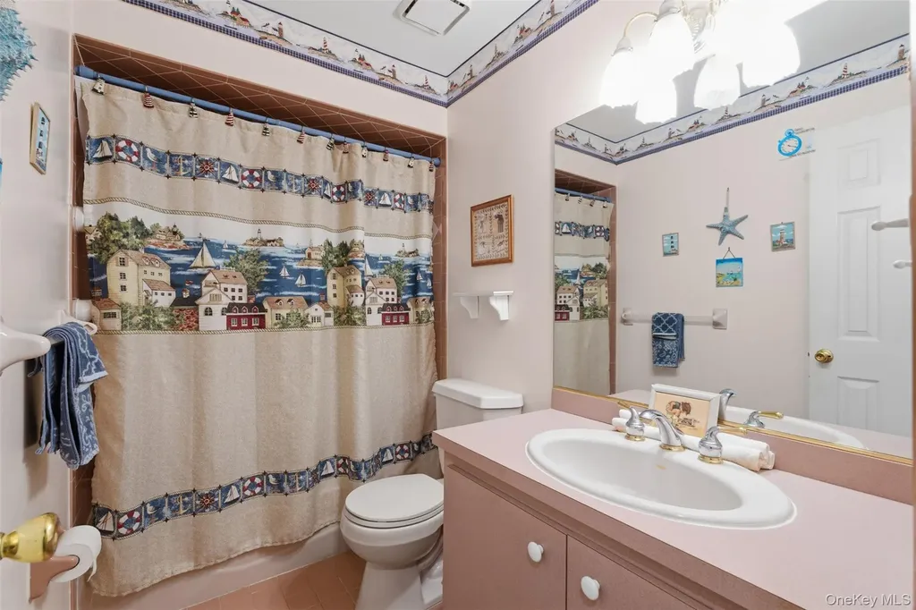 10 Sabin Drive Airmont NY 10901