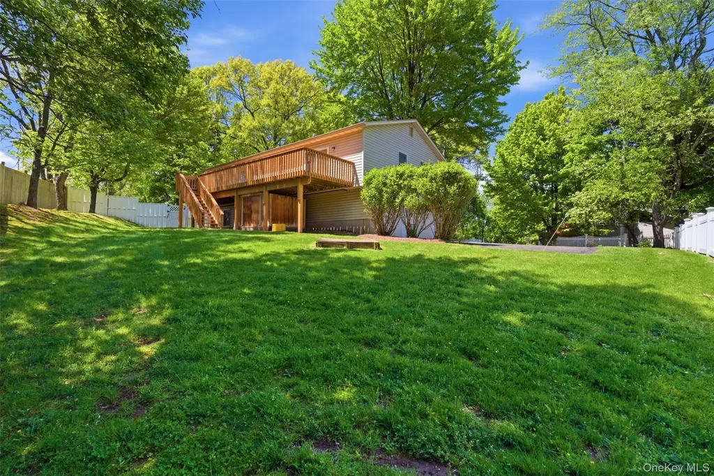 10 Sabin Drive Airmont NY 10901