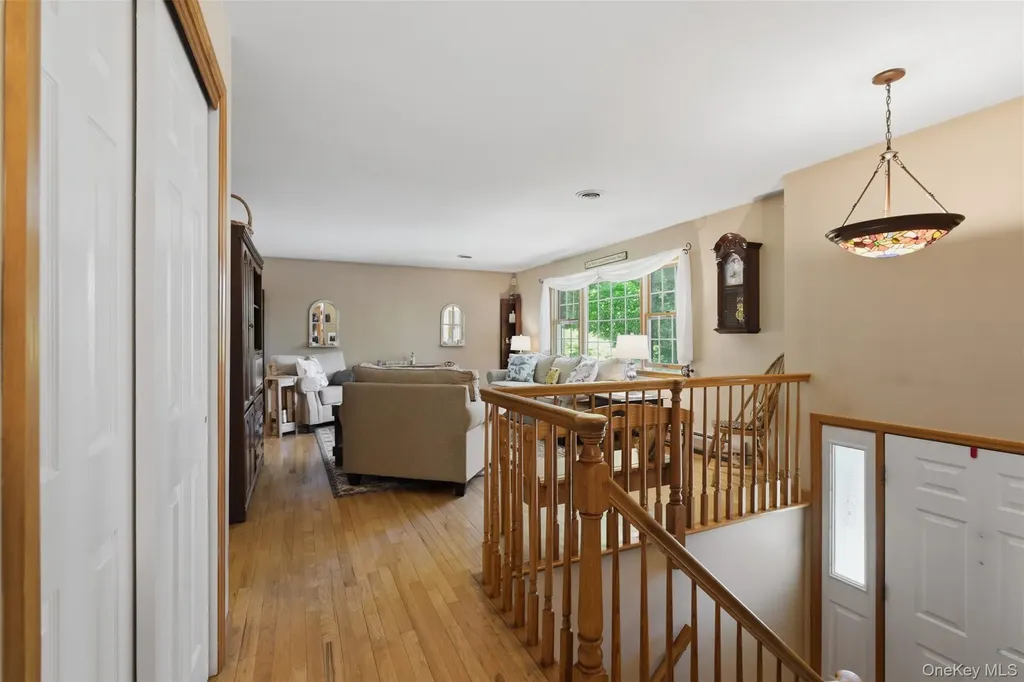 10 Sabin Drive Airmont NY 10901