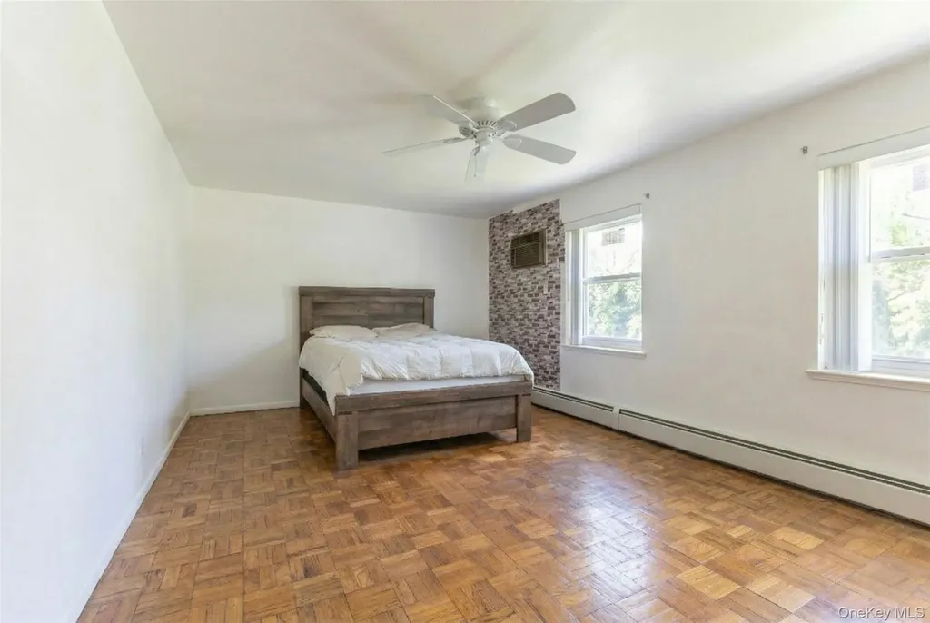 80-14 150 Street Briarwood NY 11435