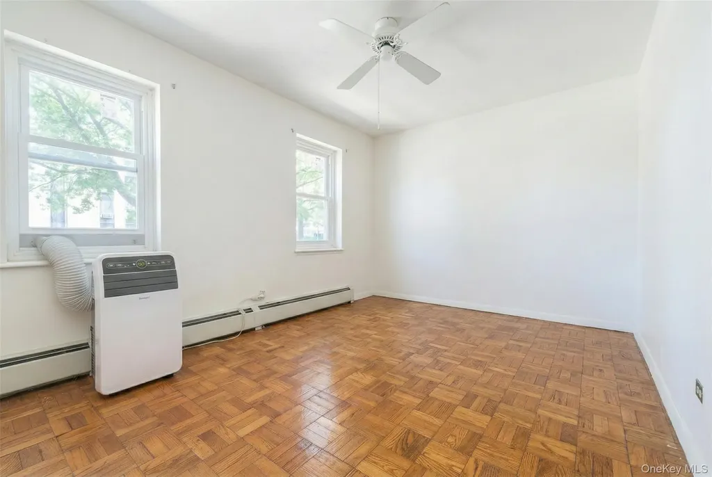 80-14 150 Street Briarwood NY 11435