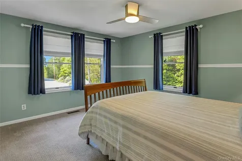 340 Osceola Road Jefferson Valley NY 10535