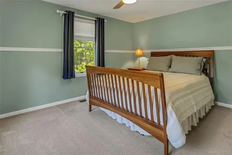 340 Osceola Road Jefferson Valley NY 10535