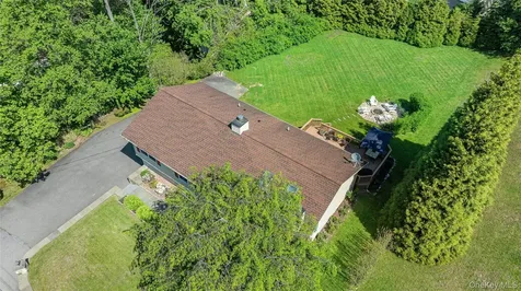 340 Osceola Road Jefferson Valley NY 10535
