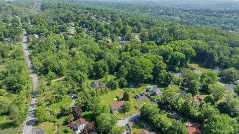 340 Osceola Road Jefferson Valley NY 10535