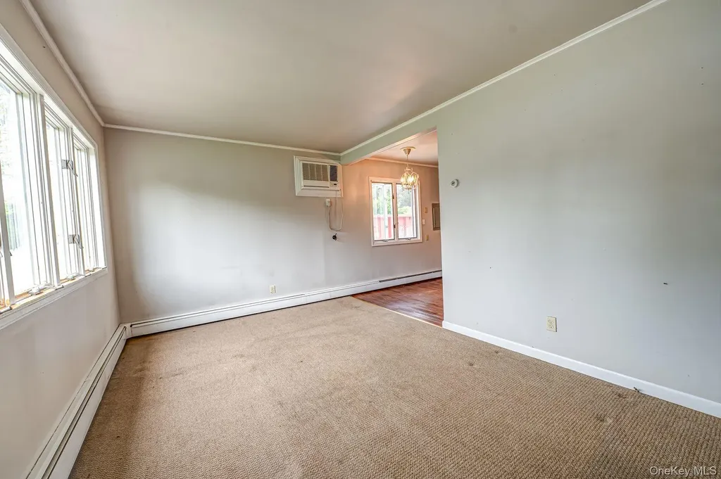 410 3rd Avenue East Northport NY 11731