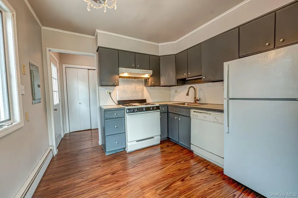 410 3rd Avenue East Northport NY 11731