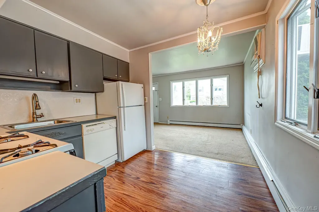 410 3rd Avenue East Northport NY 11731