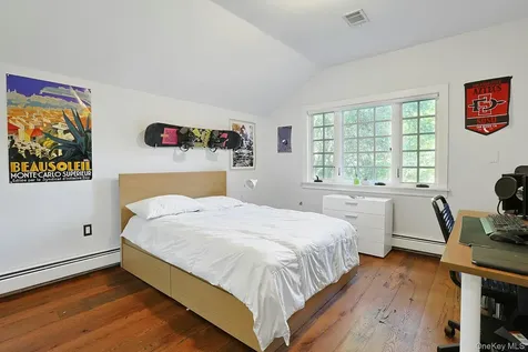65 Douglas Road Chappaqua NY 10514