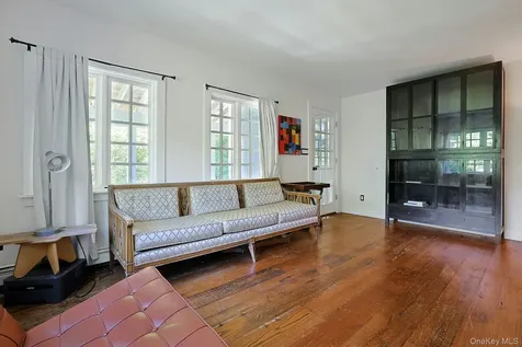 65 Douglas Road Chappaqua NY 10514