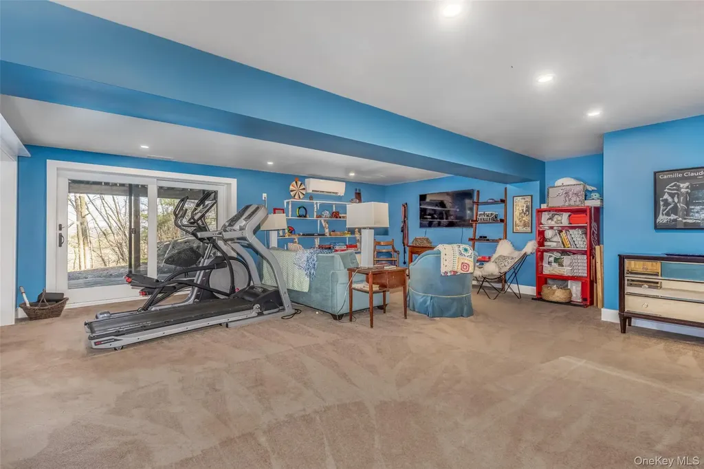 10 Deerpath Drive New Paltz NY 12561