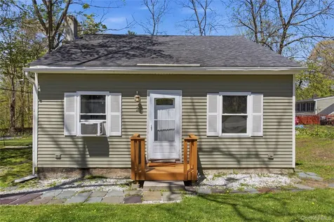 2 Eastwood Road Brewster NY 10509