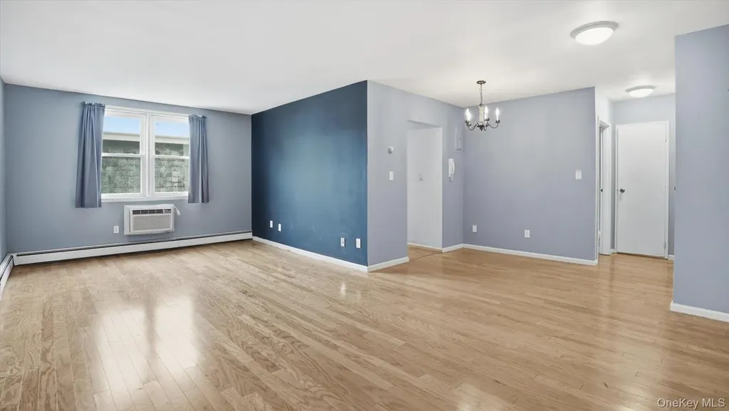 570 Broadway Lynbrook NY 11563