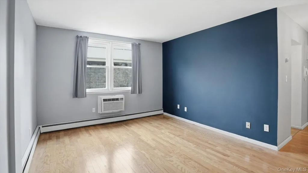 570 Broadway Lynbrook NY 11563