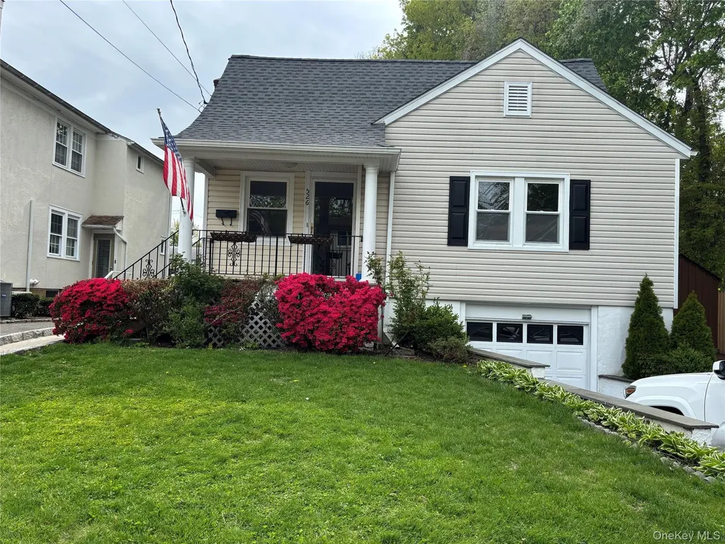526 Carroll Avenue Mamaroneck NY 10543