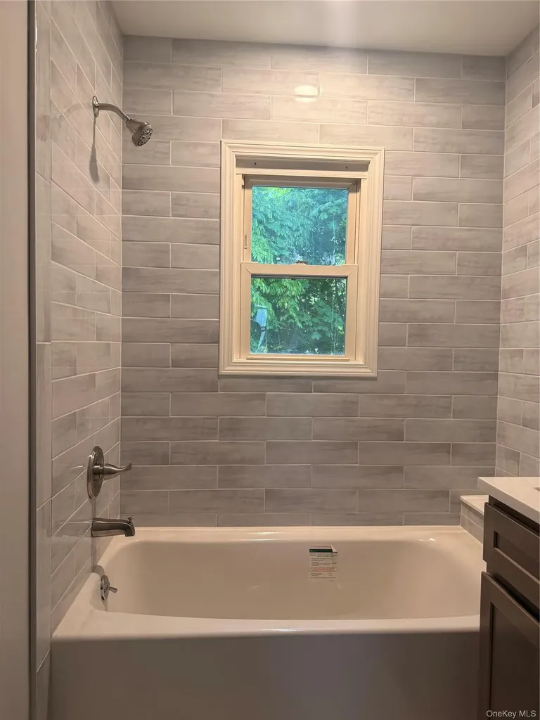 526 Carroll Avenue Mamaroneck NY 10543