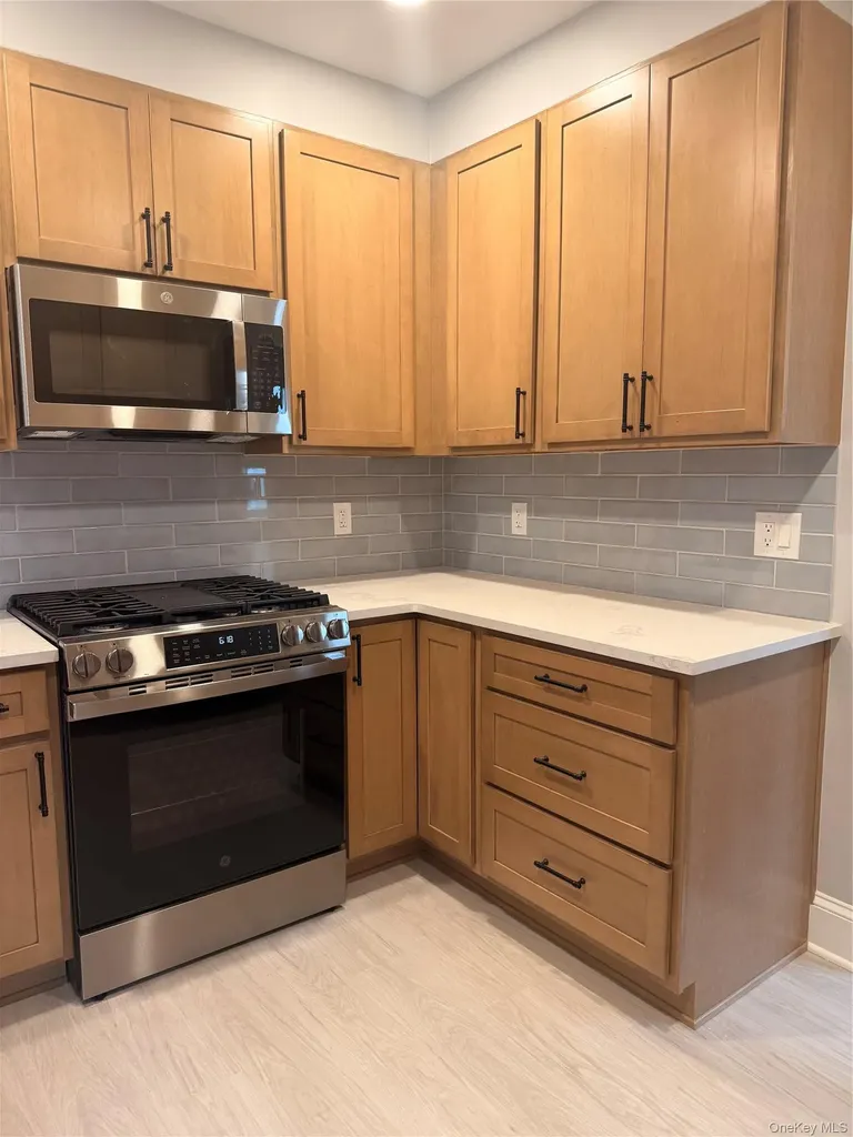 526 Carroll Avenue Mamaroneck NY 10543