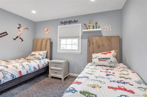 816 Cliffside Avenue North Woodmere NY 11581