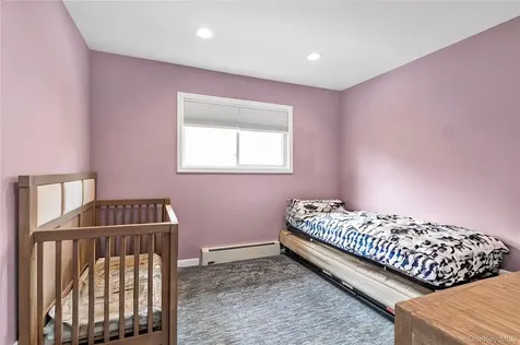 816 Cliffside Avenue North Woodmere NY 11581