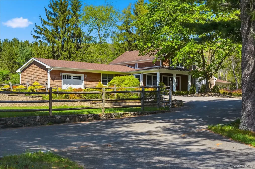 234 Hynes Road Poughquag NY 12570