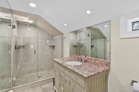 234 Hynes Road Poughquag NY 12570