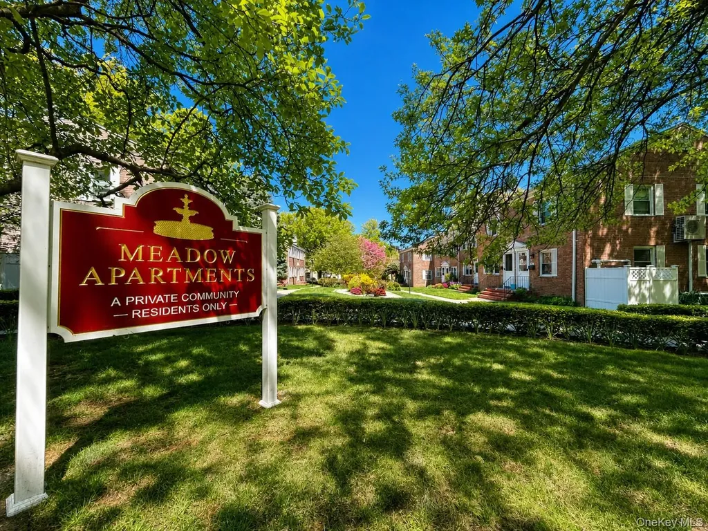 110-49 64 Road Forest Hills NY 11375