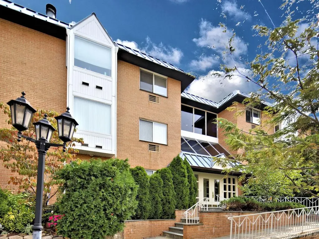 300 Livingston Avenue Mamaroneck NY 10543