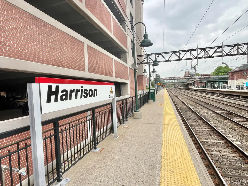 53 Rose Avenue Harrison NY 10528