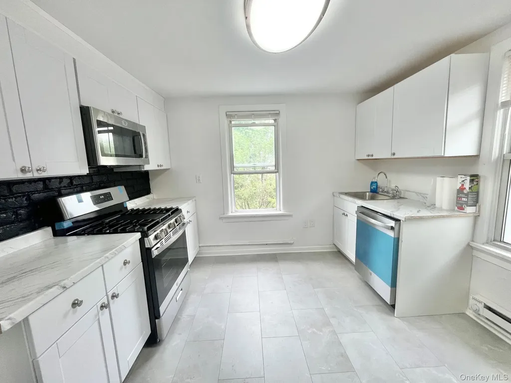 53 Rose Avenue Harrison NY 10528