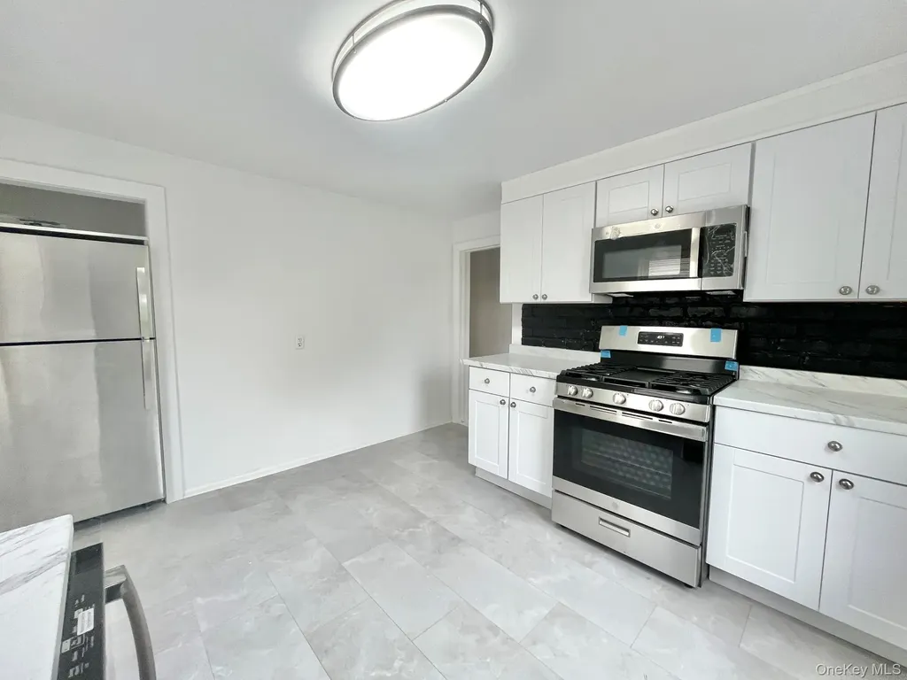 53 Rose Avenue Harrison NY 10528
