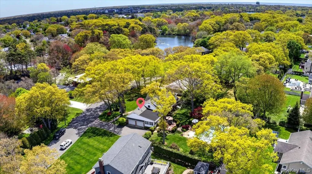 52 N Pinelake Drive Patchogue NY 11772