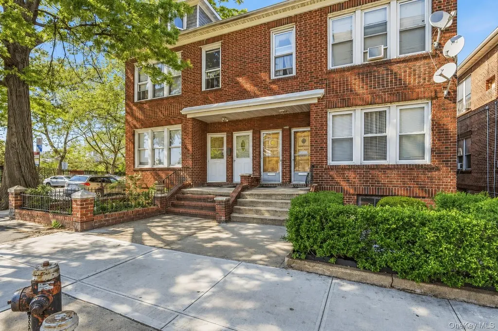 70-03 37th Avenue Jackson Heights NY 11372