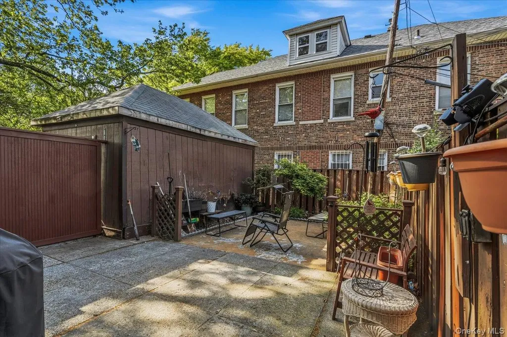 70-03 37th Avenue Jackson Heights NY 11372
