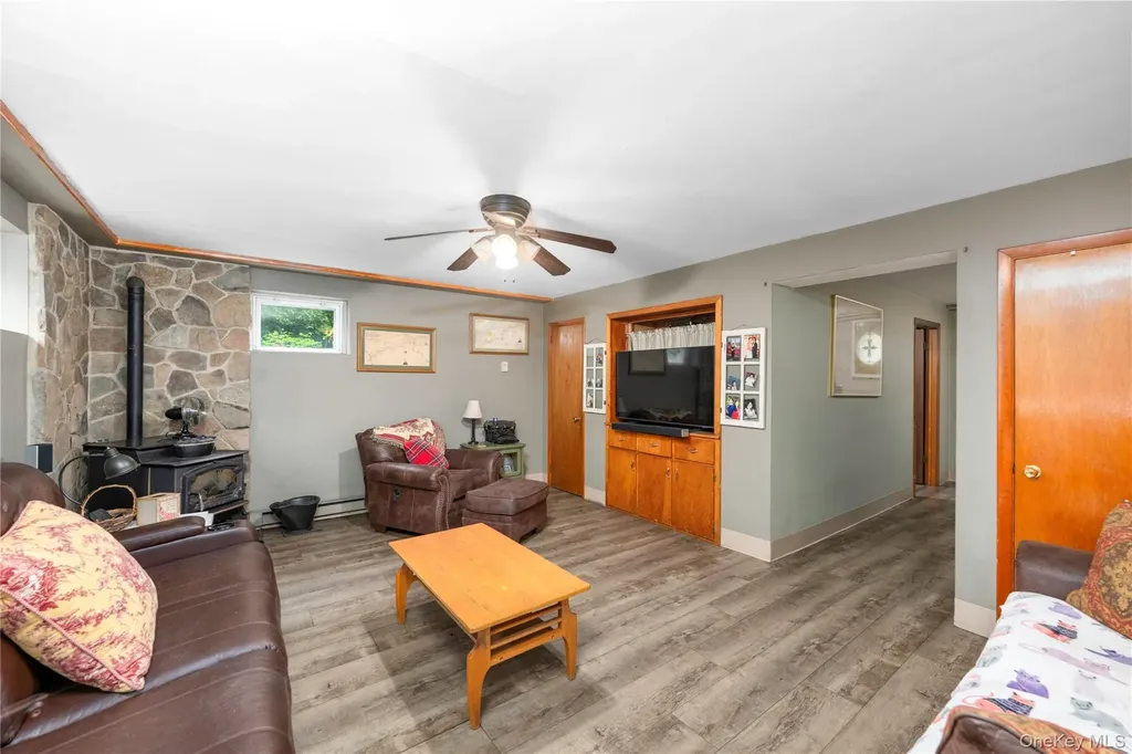 33 Arbor Lane Brewster NY 10509