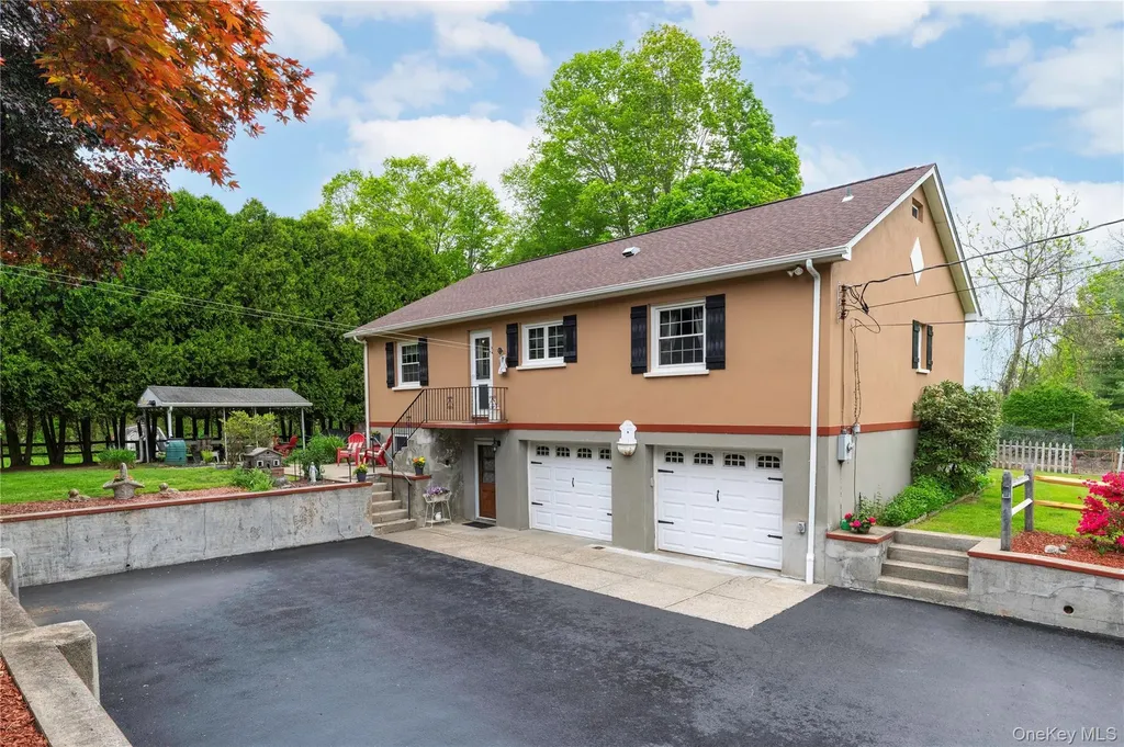 33 Arbor Lane Brewster NY 10509
