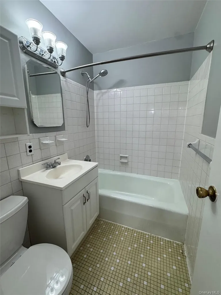 47 Alta Yonkers NY 10705