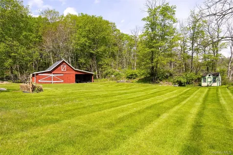 5548 Route 82 Clinton Corners NY 12514
