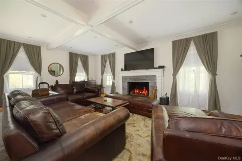 5548 Route 82 Clinton Corners NY 12514