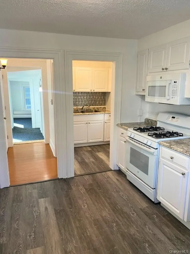 177 Broad Street Catskill NY 12414