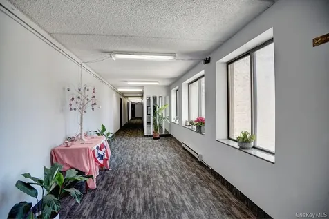 175 Maple Avenue Westbury NY 11590