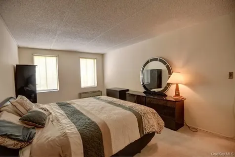 175 Maple Avenue Westbury NY 11590