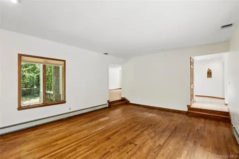 94 Cove Road Oyster Bay Cove NY 11771