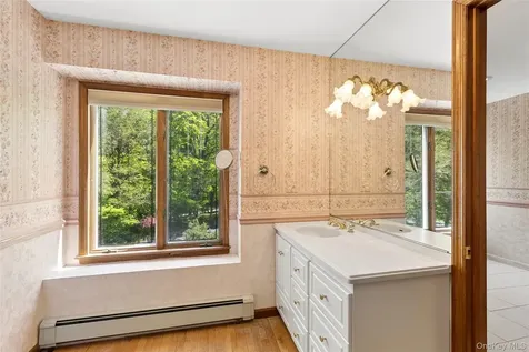 94 Cove Road Oyster Bay Cove NY 11771