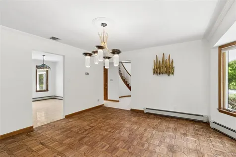 94 Cove Road Oyster Bay Cove NY 11771