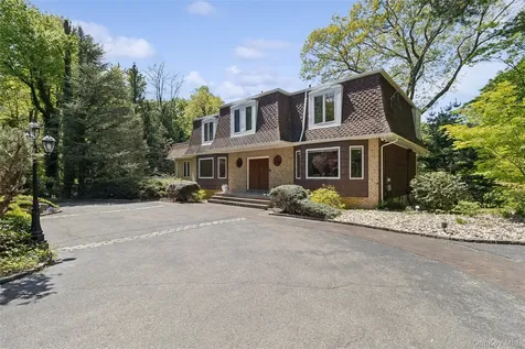 94 Cove Road Oyster Bay Cove NY 11771