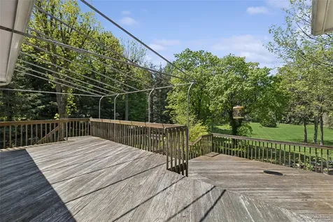 94 Cove Road Oyster Bay Cove NY 11771