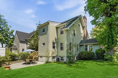 24 Grandview Avenue White Plains NY 10605