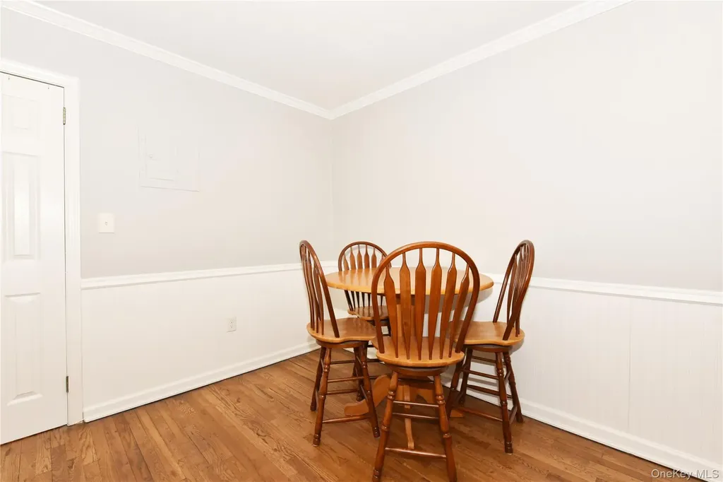 370 W Broadway Long Beach NY 11561