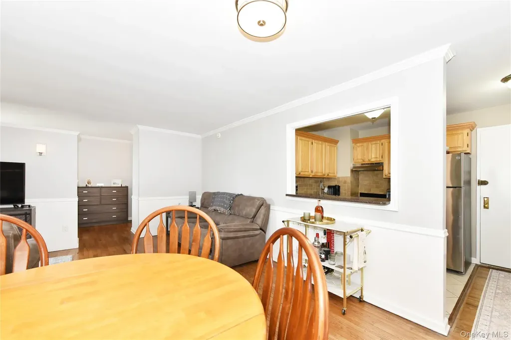 370 W Broadway Long Beach NY 11561